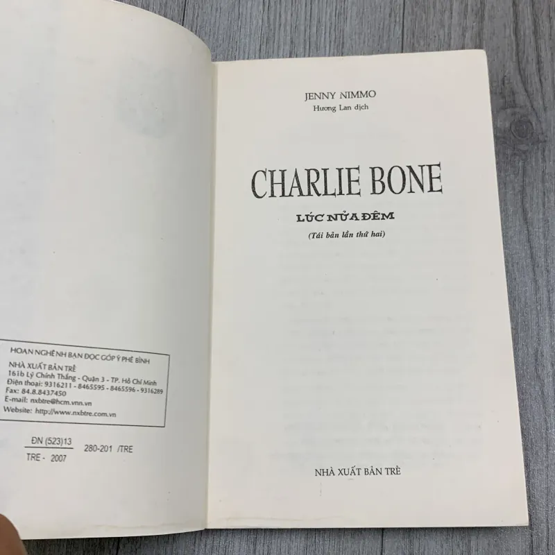 Charlie bone full bộ 8 tập. 5b2 907790