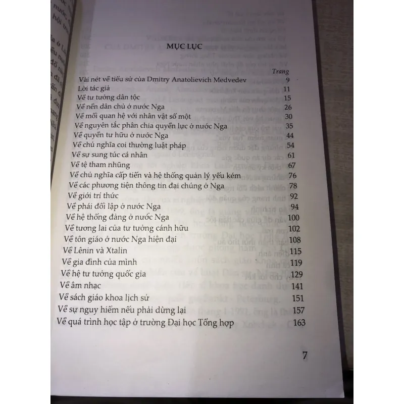 MEDVEDEV NHIKOLAI VÀ MARINA SVANHIZE 993685