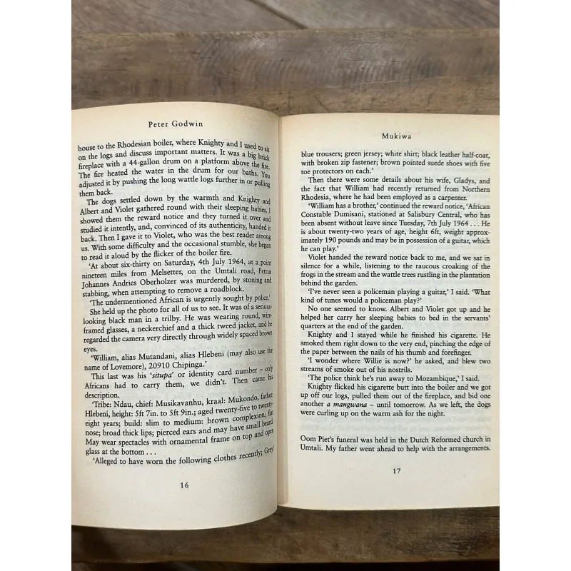 Mukiwa: A White Boy in Africa - Peter Godwin 734830