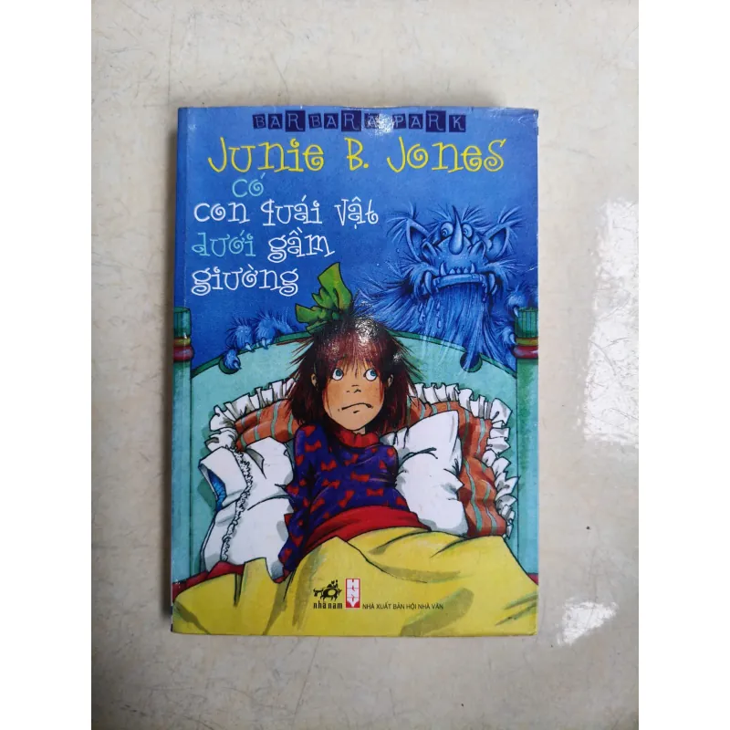Junie B.Jones Có Con Quái Vật Dưới Gầm Giường 557029