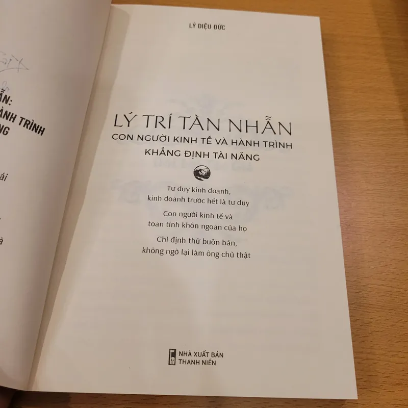 Sách Lý trí tàn nhẫn - Tác giả Lý Diệu Đức 702879