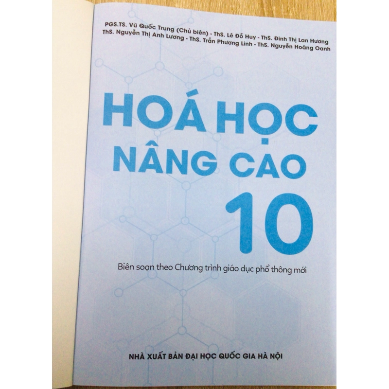 Hóa học nâng cao 10 - biên soạn theo CT giáo dục PT mới 529413