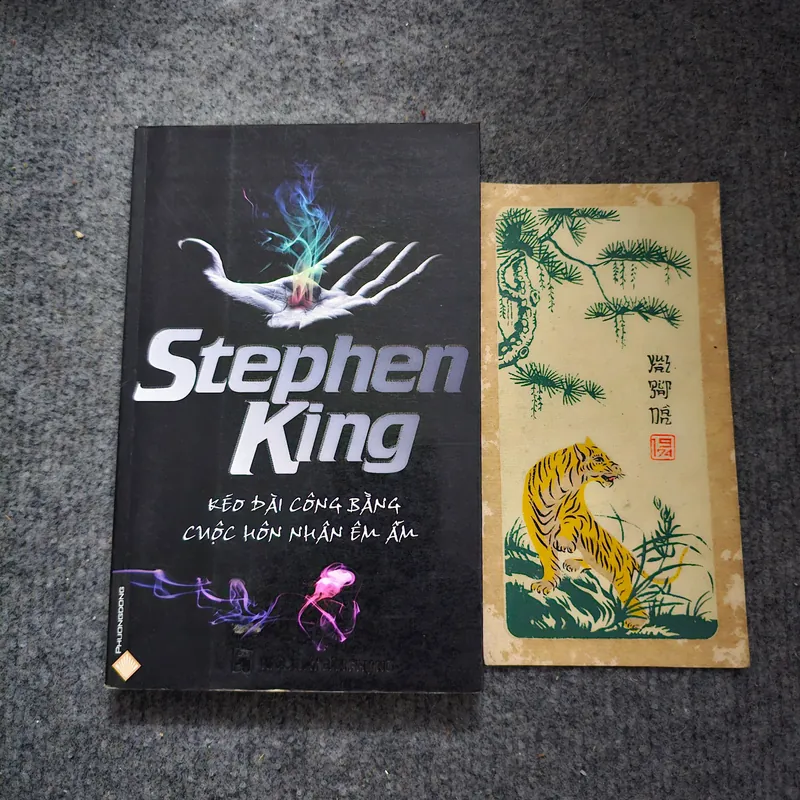 Kéo dài công bằng cuộc hôn nhân êm ấm - Stephen King 733993