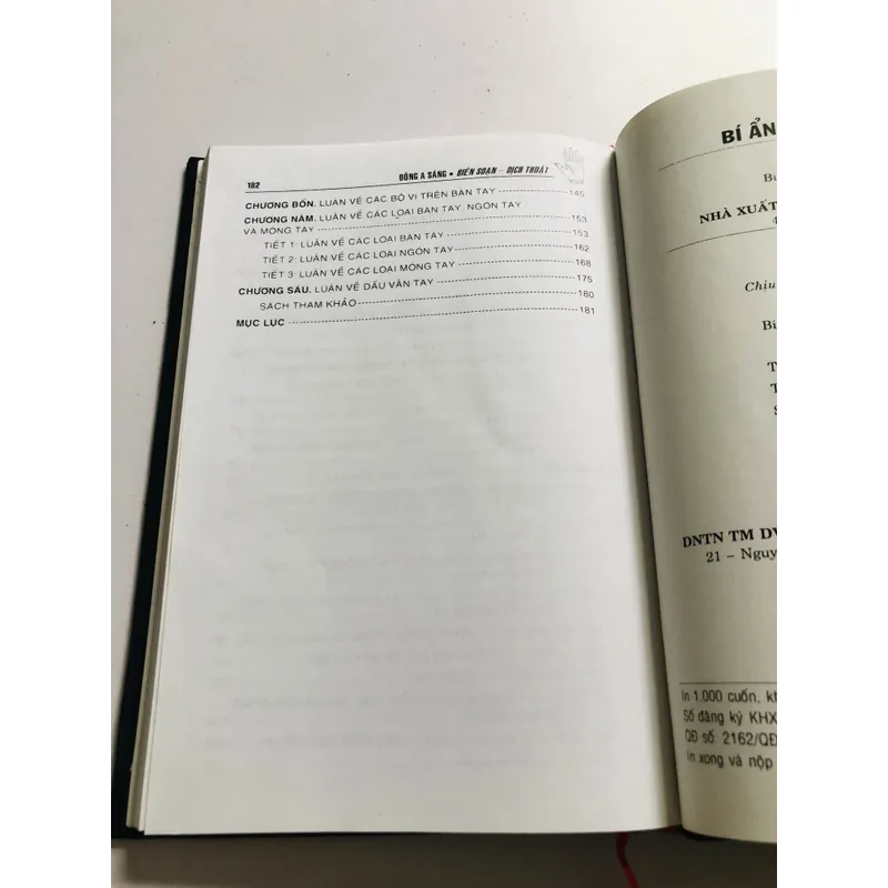 📘 BÍ ẨN TRÊN BÀN TAY – Đông A Sáng 594552