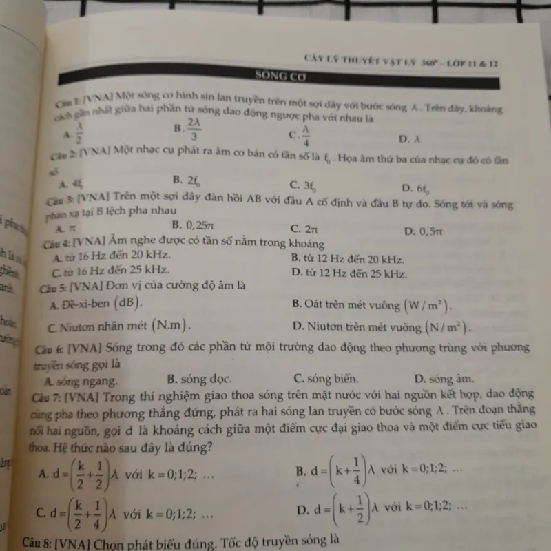 CÀY LÝ THUYẾT VẬT LÝ 360 Lớp 11 &12. Thầy Vũ Ngọc Anh chủ biên 791550