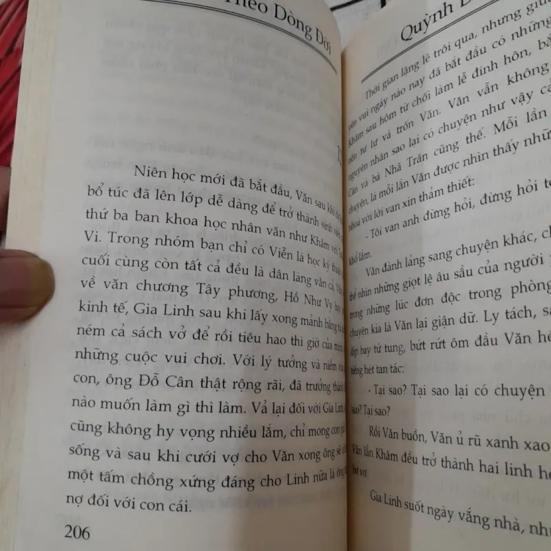 Quỳnh Dao. TRÔI THEO DÒNG ĐỜI. Nxb Hội Nhà Văn năm 2000 960898
