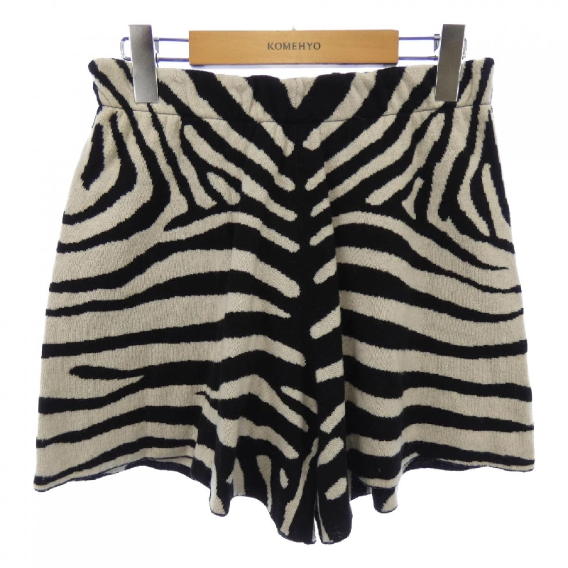 Quần short ALANUi - Hàng hiệu Authentic 825551