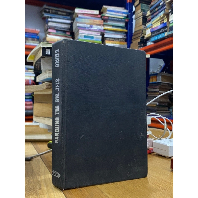 Handling the Big Jets - D. P. Davies 526296