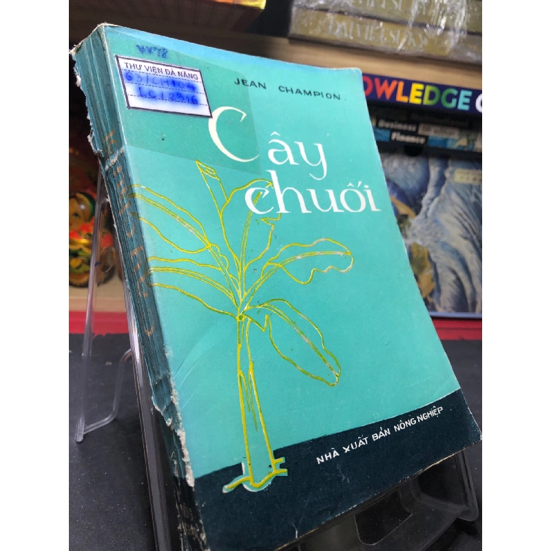 Cây Chuối sưu tầm (ố vàng, rách bìa nhẹ, tróc gáy nhẹ) 1977 Jean Champion HPB0906 SÁCH VĂN HỌC 914911