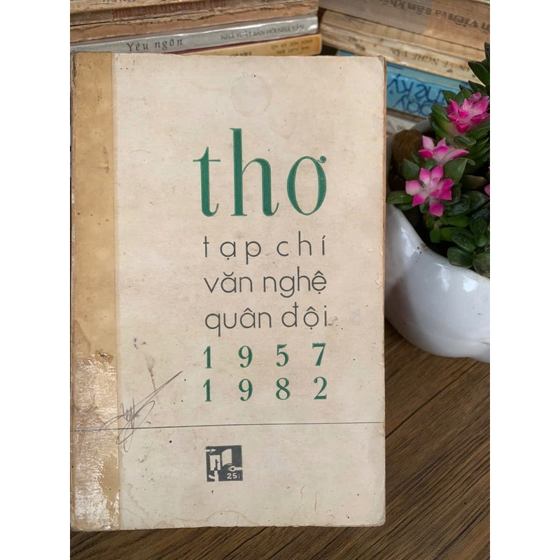 Thơ Văn nghệ Quân đội 1957-1982 358387