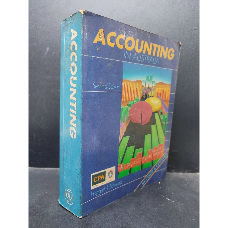 Accounting in Australia - Hoggett & Edwards mới 60% bẩn ố vàng HCM0805 ngoại văn 141999