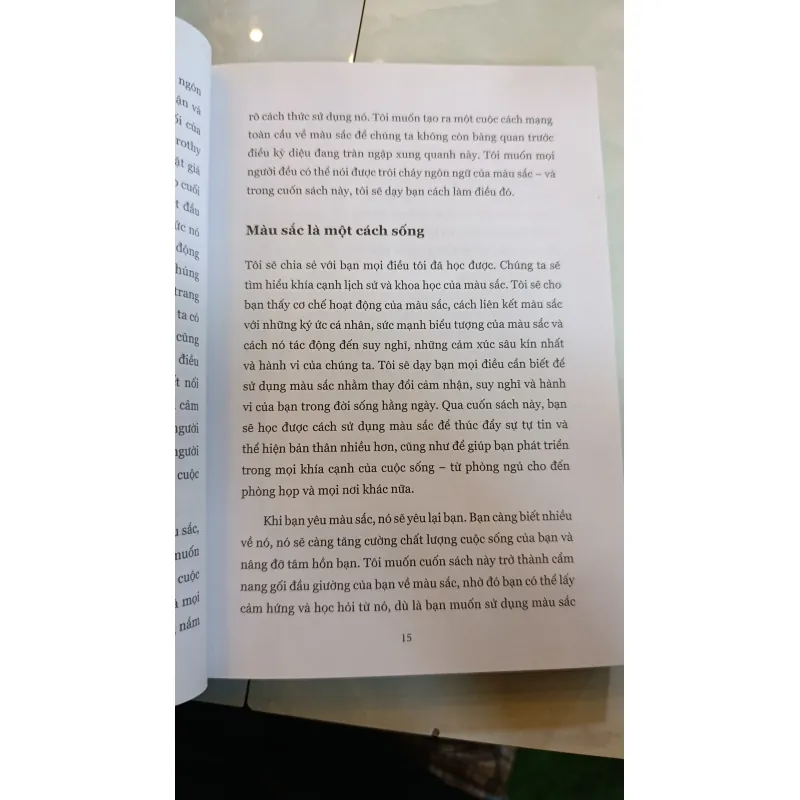 ỨNG DỤNG MÀU SẮC ĐỂ THAY ĐỔI CUỘC SỐNG - BÙI THU VÂN 740922