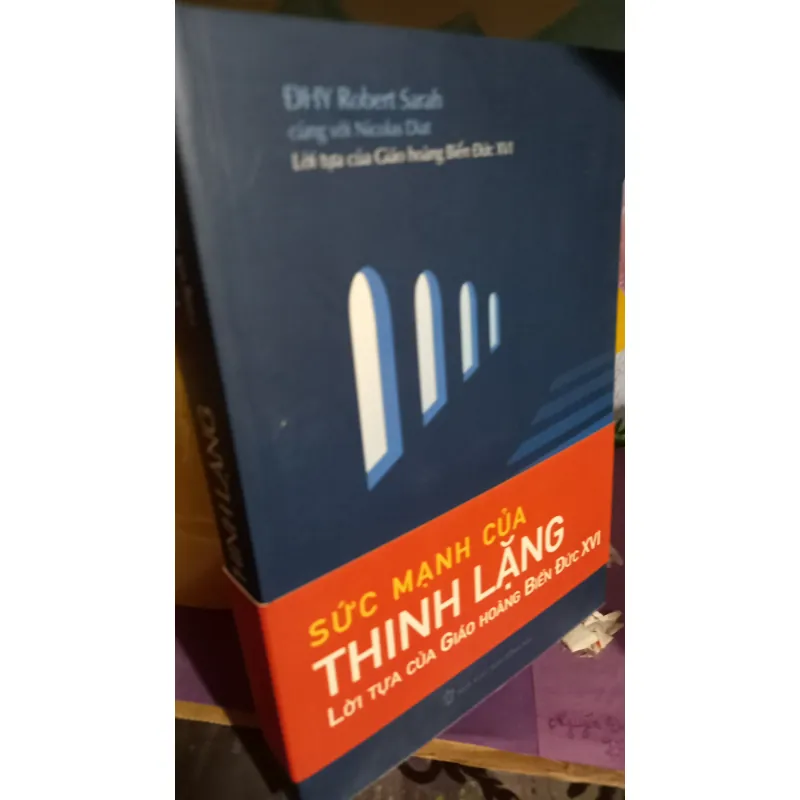 Sức mạnh của thinh lặng  1010349