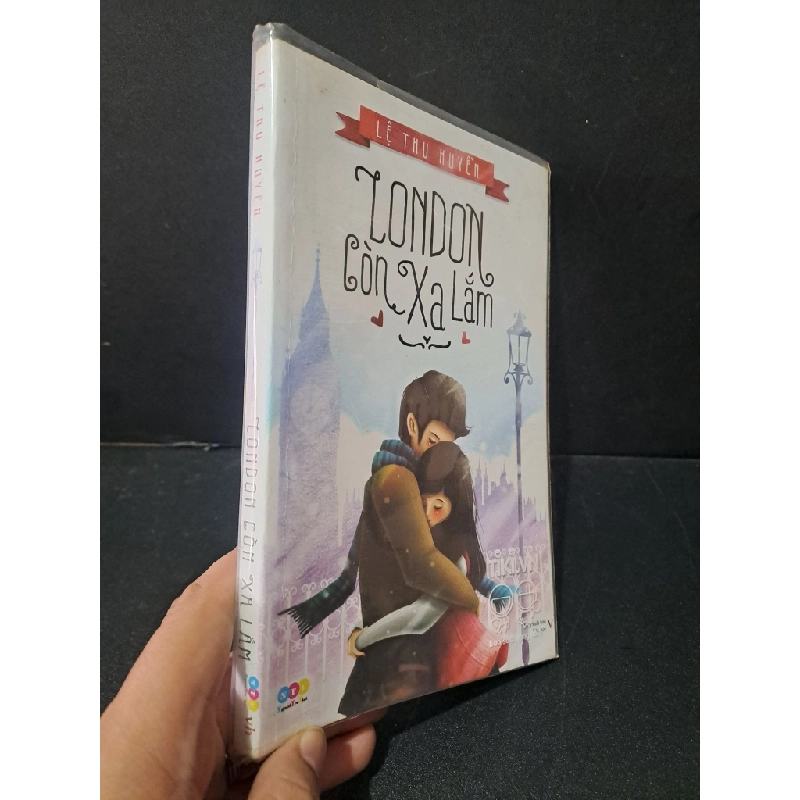 [Phiên Chợ Sách Cũ] London còn xa lắm 2013 - Lệ Thu Huyền 0506 468883