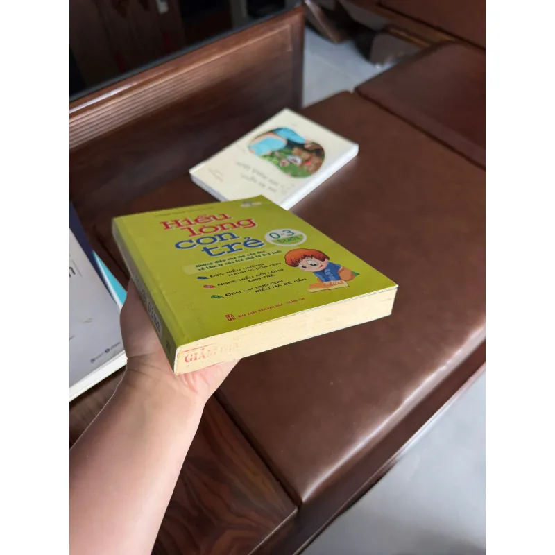 HIỂU LÒNG CON TRẺ (0–3 TUỔI) – Vương Nghệ Lâm- K4 1023791