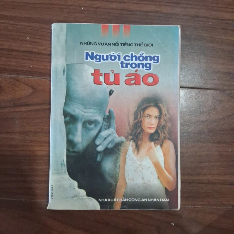 Người chồng trong tủ áo  526271