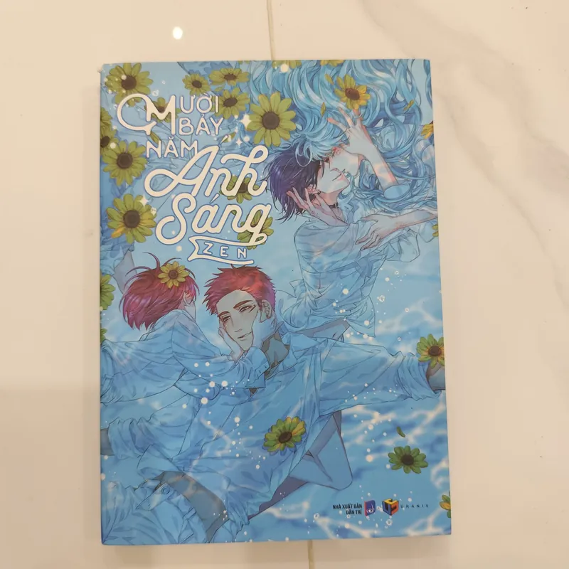 Mười bảy năm ánh sáng  646607