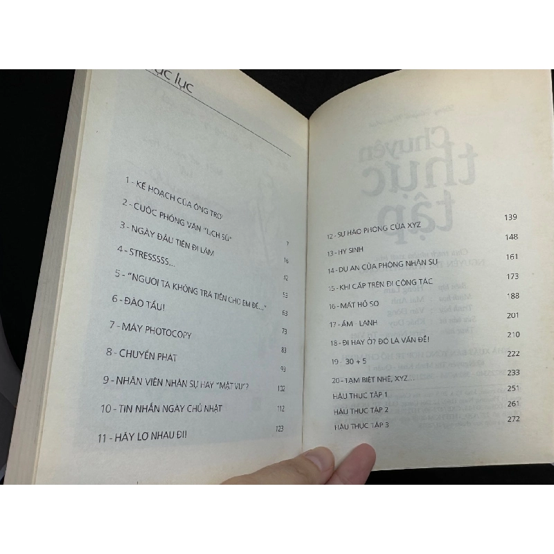 Chuyện thực tập - Từ giảng đường đến văn phòng, Đặng Huỳnh Mai Anh, mới 80% (ố vàng), 2013 SBM3001 913146