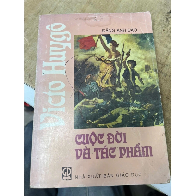 Cuộc đời và tác phẩm Vioctor Hugo .14 341549