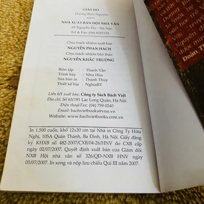 CHÂN DUNG NGƯỜI ĐƯƠNG THỜI 974534