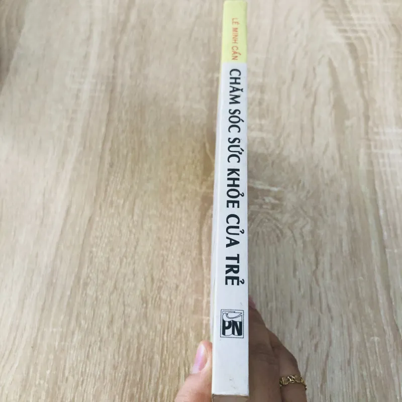 CHĂM SÓC SỨC KHỎE CỦA TRẺ 1000589