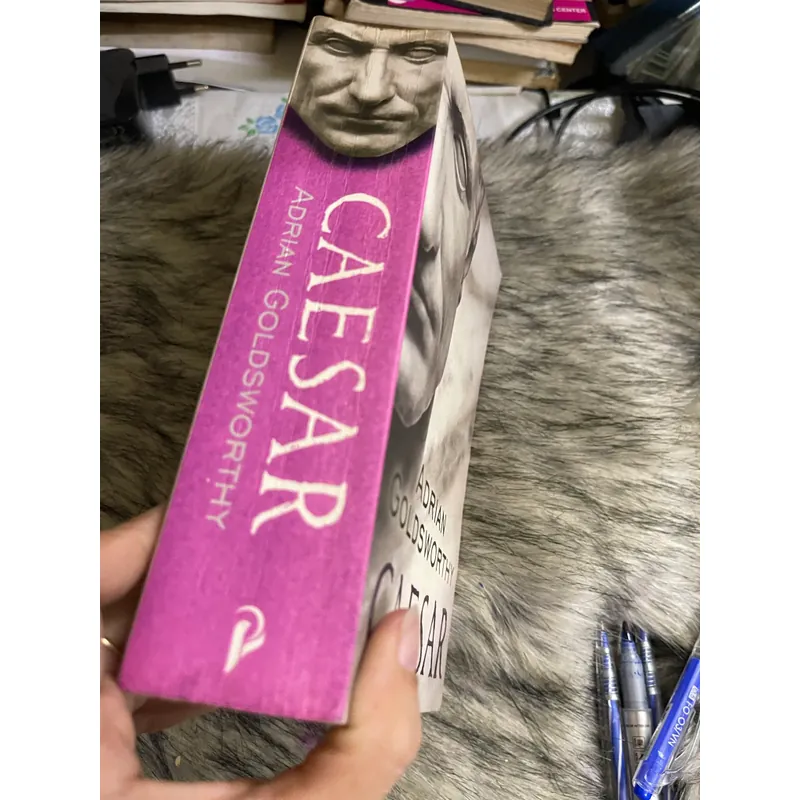 ADRIANGOLDSWORTHY 570971