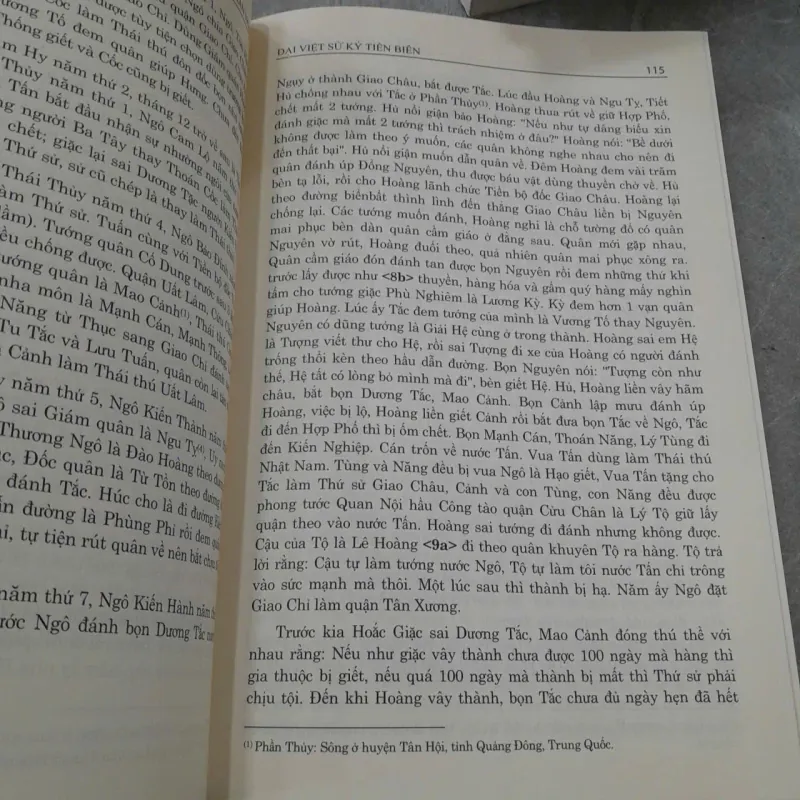 ĐẠI VIỆT SỬ KÝ TIỀN BIÊN 977405