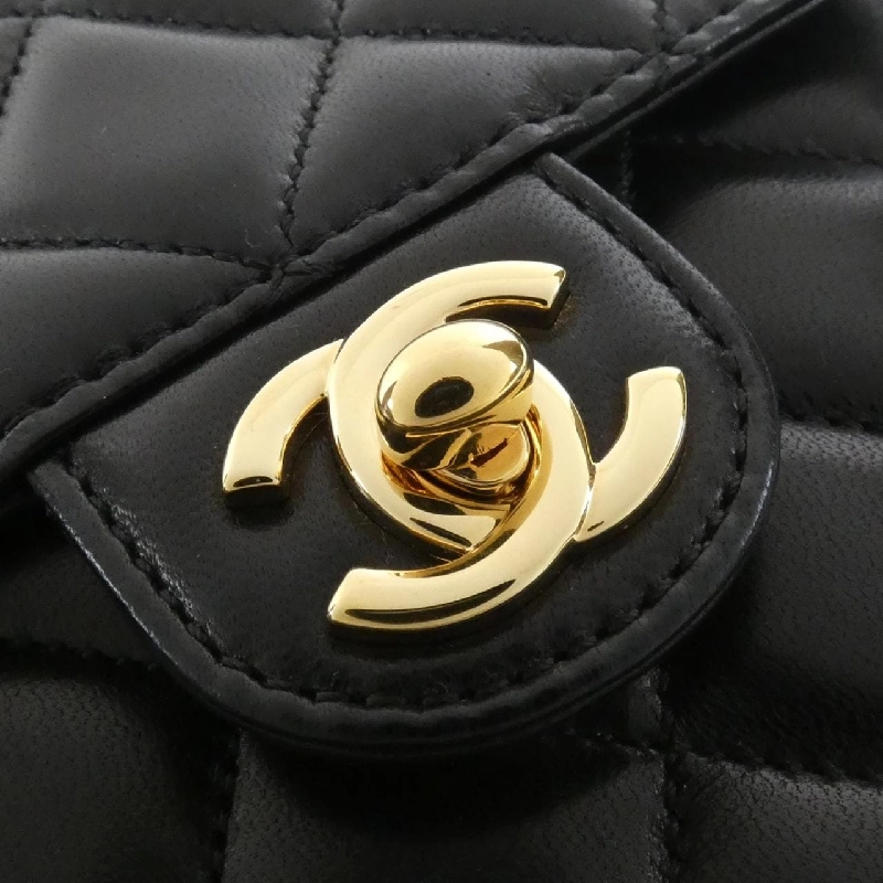 Túi xách chéo Chanel 611404