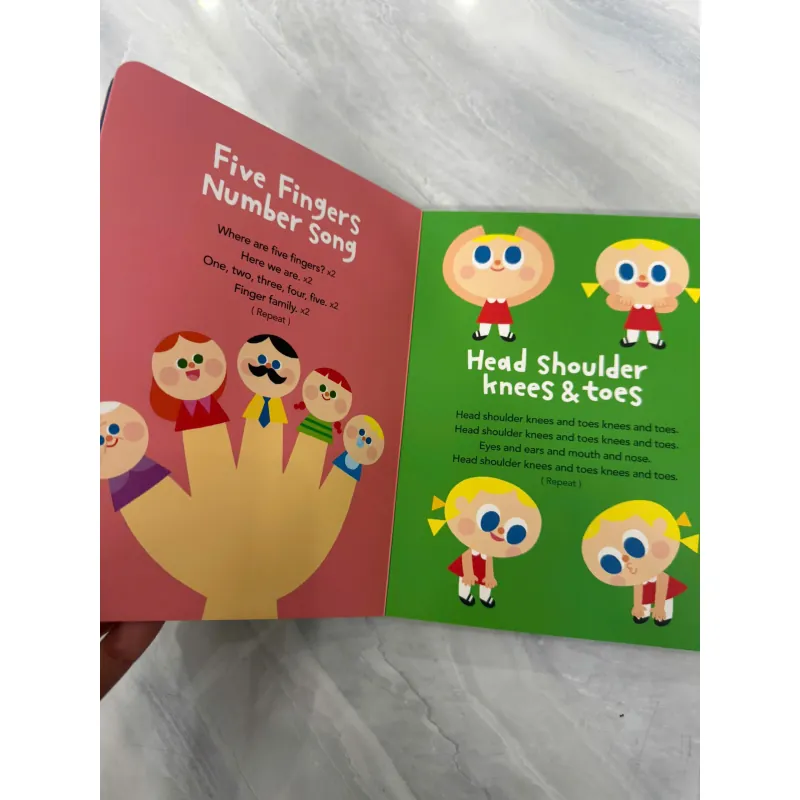 Sách nhạc tiếng anh super simple songs - Head Shoulders Knees & Toes gồm 10 bài hát 969862