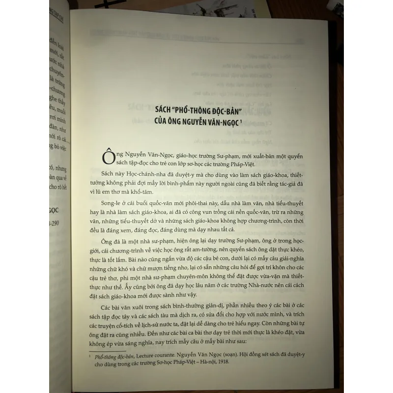 Văn phê bình nghiên cứu lý luận ngữ văn trên Nam Phong tạp chí 733518