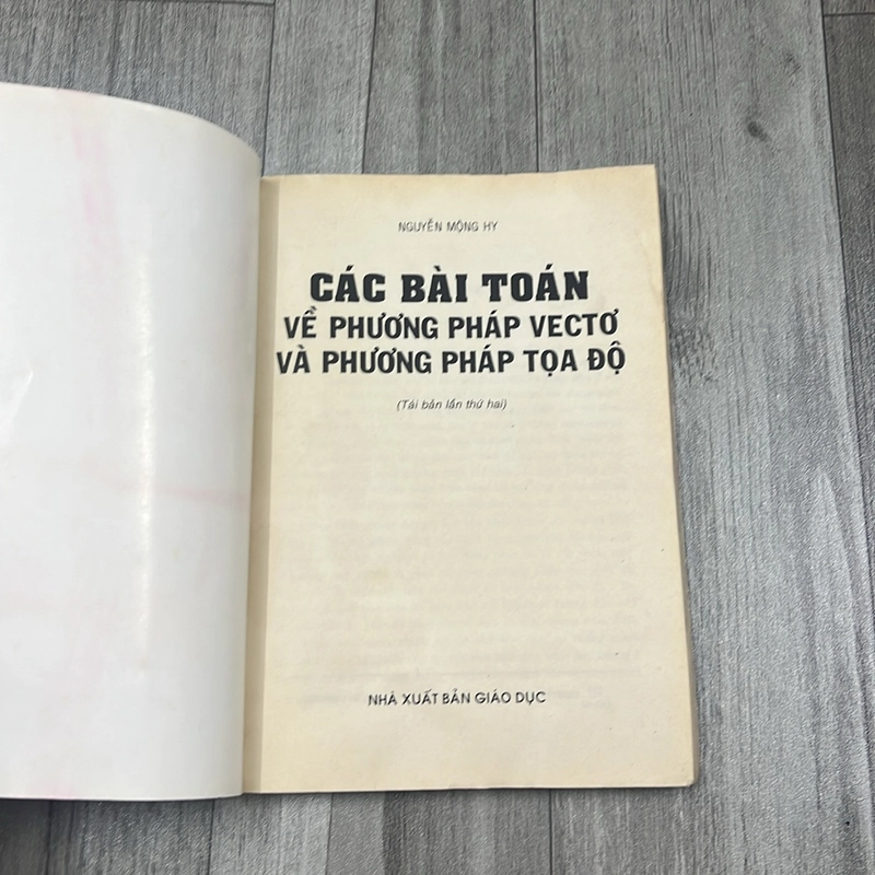 Các bài toán về phương pháp vecto và phương pháp toạ độ. 2b3 527725