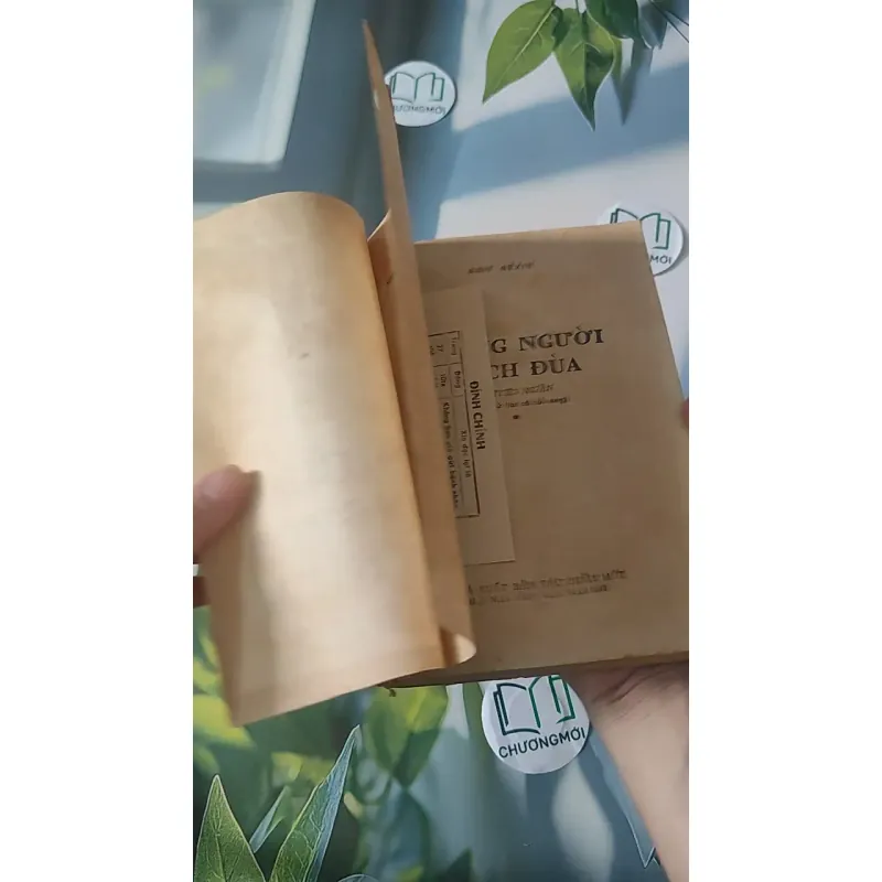 [XƯA] Những Người Thích Đùa (1983) - Aziz Nesin 997682