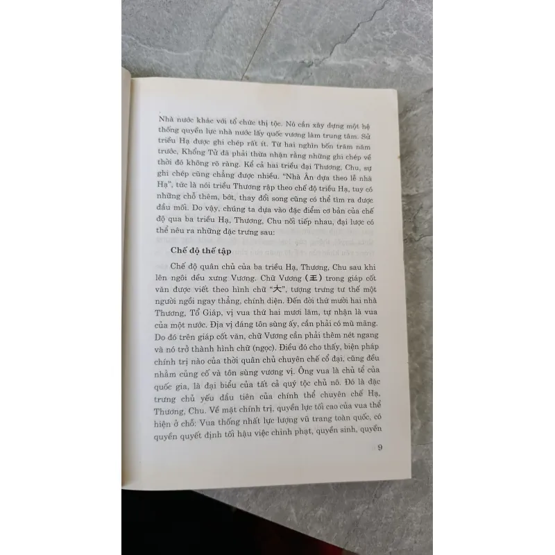 SINH HOẠT TRONG CUNG ĐÌNH TRUNG QUỐC - LÝ NHAM LINH 789755