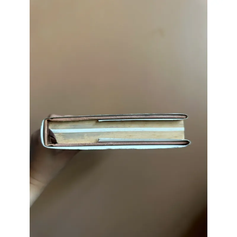 Đằng Sau Những Nụ Cười - Khánh Ly (Bìa Cứng) 733561