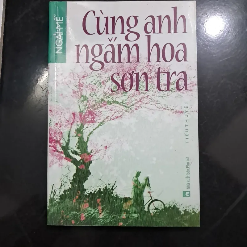 Cùng anh ngắm hoa sơn trà 1010280