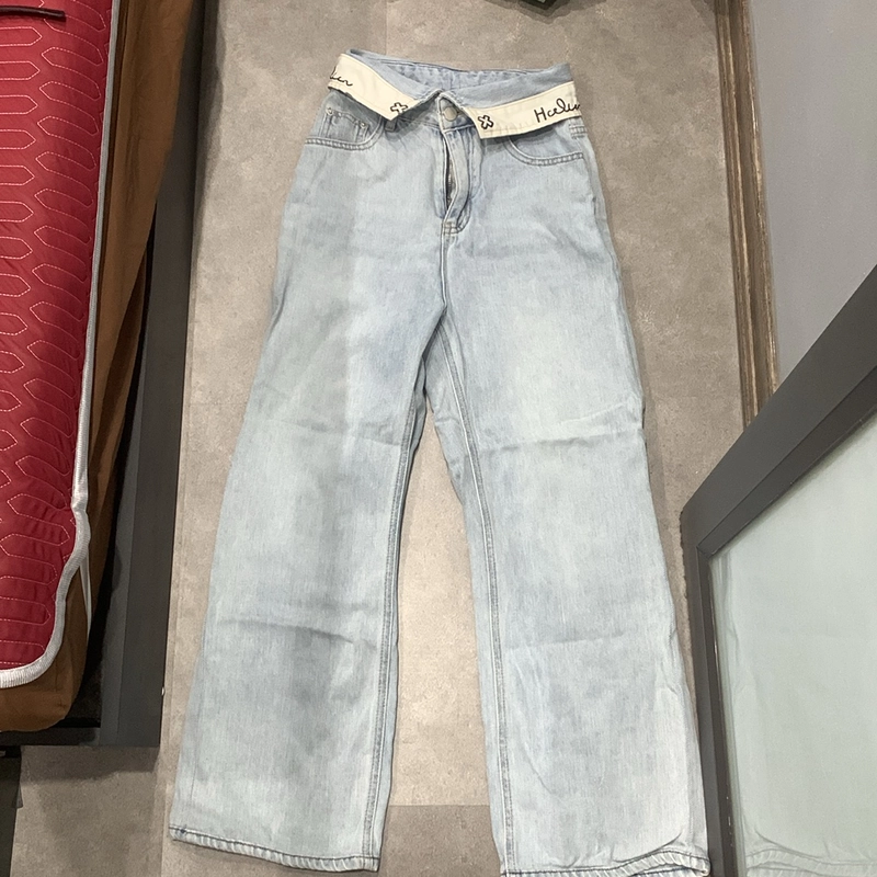 Quần jean sz s 40–43kg 276400