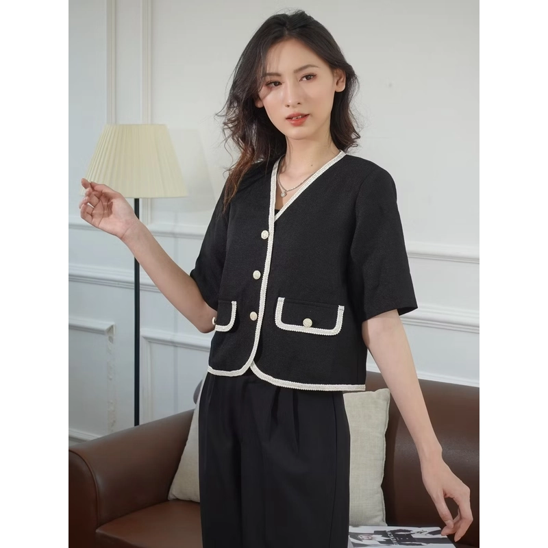 Áo khoác croptop ngắn tay cổ V viền trắng cúc tròn, áo khoác 2 lớp có độn vai 443017