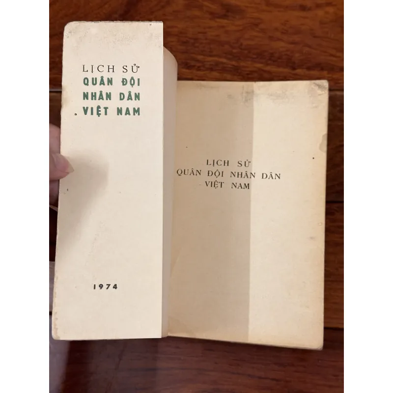 | LỊCH SỬ QUÂN ĐỘI NHÂN DÂN VIỆT NAM | 1005992