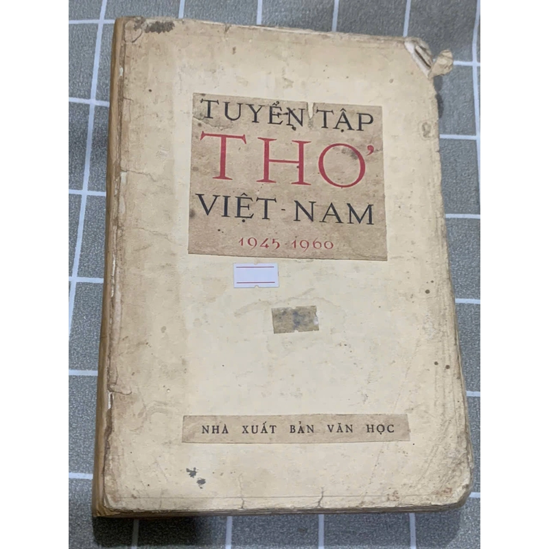 Thơ Việt Nam 1945-1960 - sách xuất bản 1960 545112