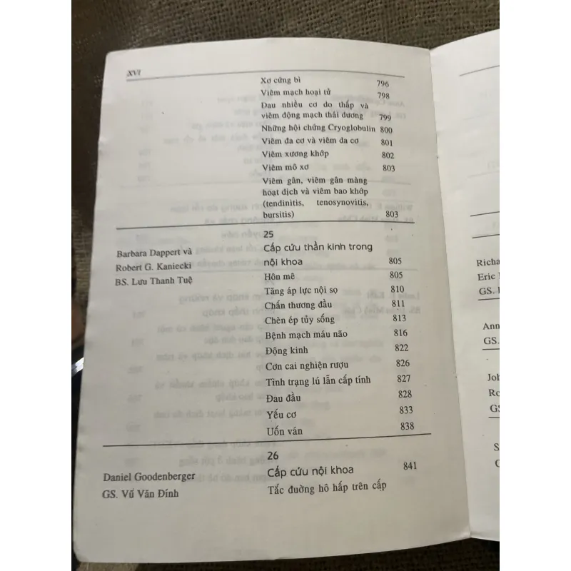 Cũng đang điều trị nội khoa - MICHELE WOODLEY, M.D ALISON WHELAN, M.D 958654