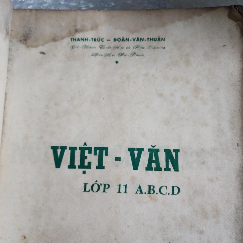 Việt văn in roneo trước 1975 khổ to 466460