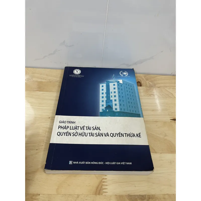 Giáo trình pháp Luật về tài sản ..... 970441