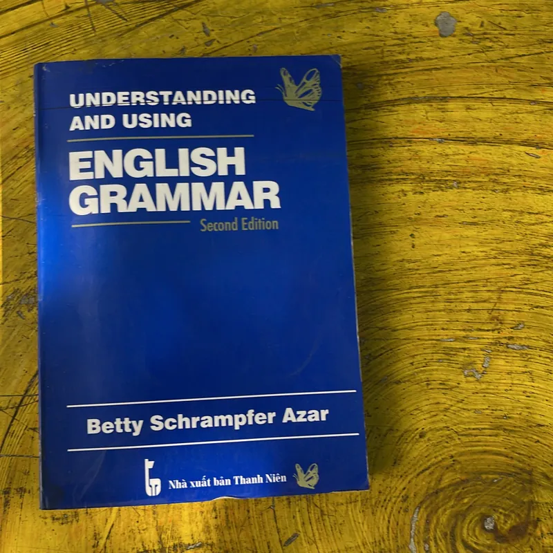 UNDERSTANDING AND USING ENGLISH GRAMMAR  736791