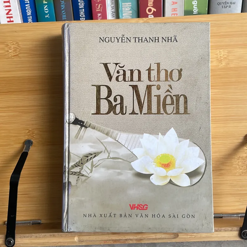 Văn Thơ Ba Miền  697272