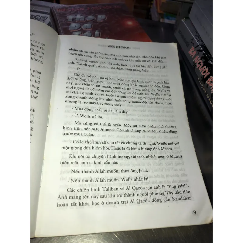 Điệp viên trung thành - Alex Berenson 971457