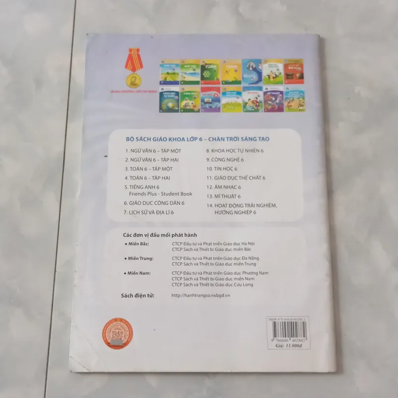 SGK Mỹ Thuật Lớp 6-Chân Trời Sáng Tạo 563451