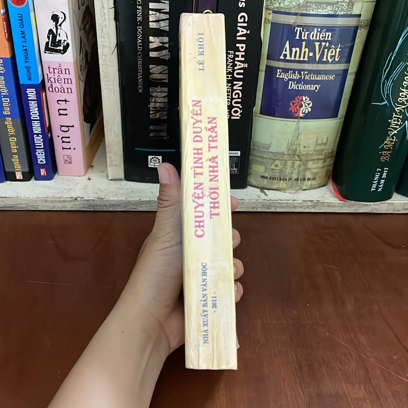 [Có Chữ Ký Tác Giả] - II Tiểu Thuyết Lịch Sử: Chuyện Tình Duyên Thời Nhà Trần - Lê Khôi 525290