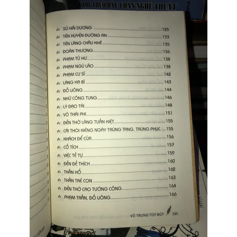 Vũ Trung tuỳ bút - Phạm Đình Hổ 1004252