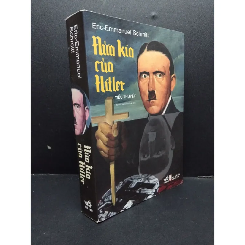 [Sách Cũ SCGR] Nửa kia của Hitler mới 80% chóc gáy, ố nhẹ 2020 HCM2207 Eric-Emmanuel Schmitt VĂN HỌC 679149