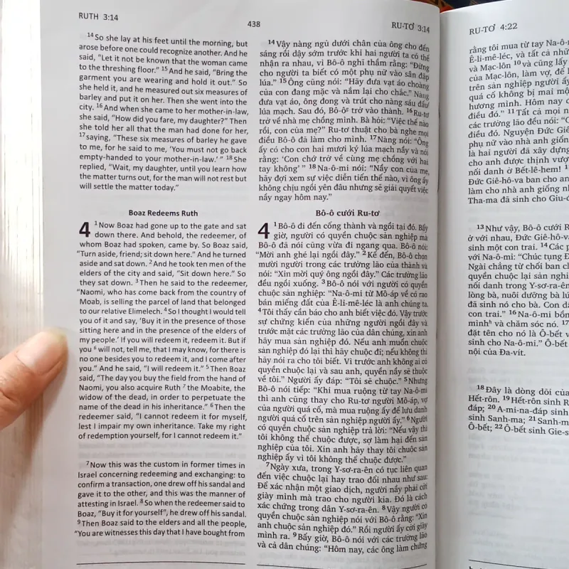 Kính Thánh Sống Ngữ Việt - Anh 936442